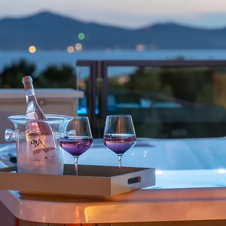 아파트 Sky Lounge & - Rooftop Wellness & Gym 자다르