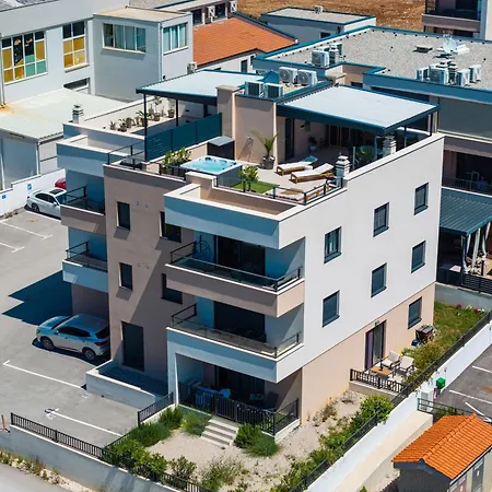 Sky Lounge & - Rooftop Wellness & Gym 아파트